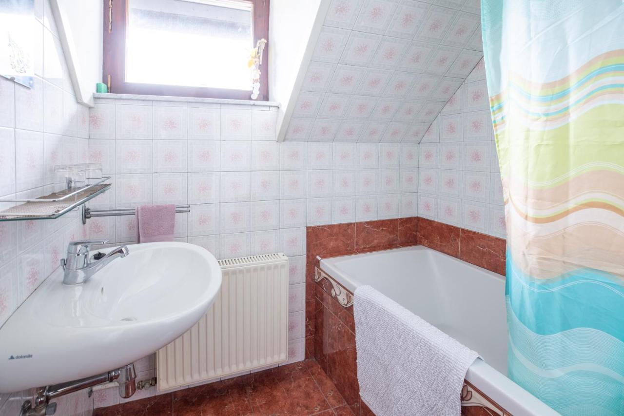 Apartma Kosnik Perunika 보히니 외부 사진