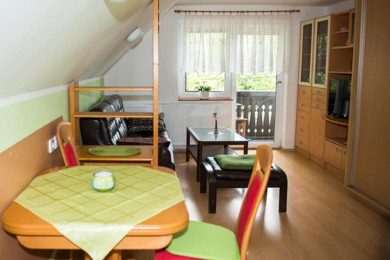 Apartma Kosnik Perunika 보히니 외부 사진
